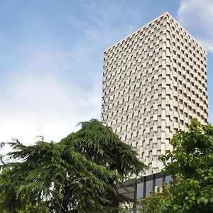 Ξενοδοχείο Maritim Plaza, Τίρανα