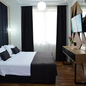 4* Hotell Comfort
