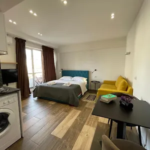 Boutique Tirana